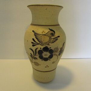 8.5 in Mexico Gardiel floral bird pottery vase flower decor